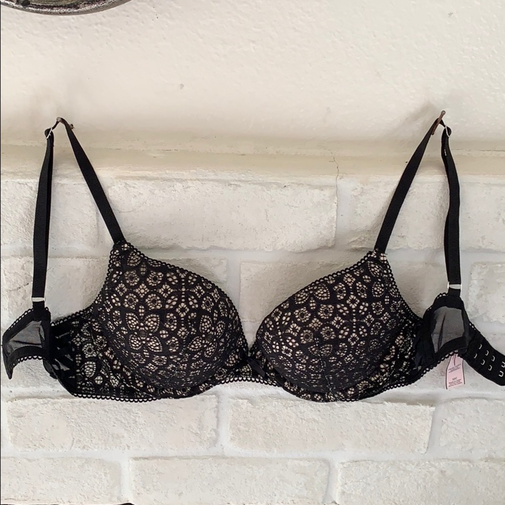 Sexy Black Lace Victoria’s Secret Bra